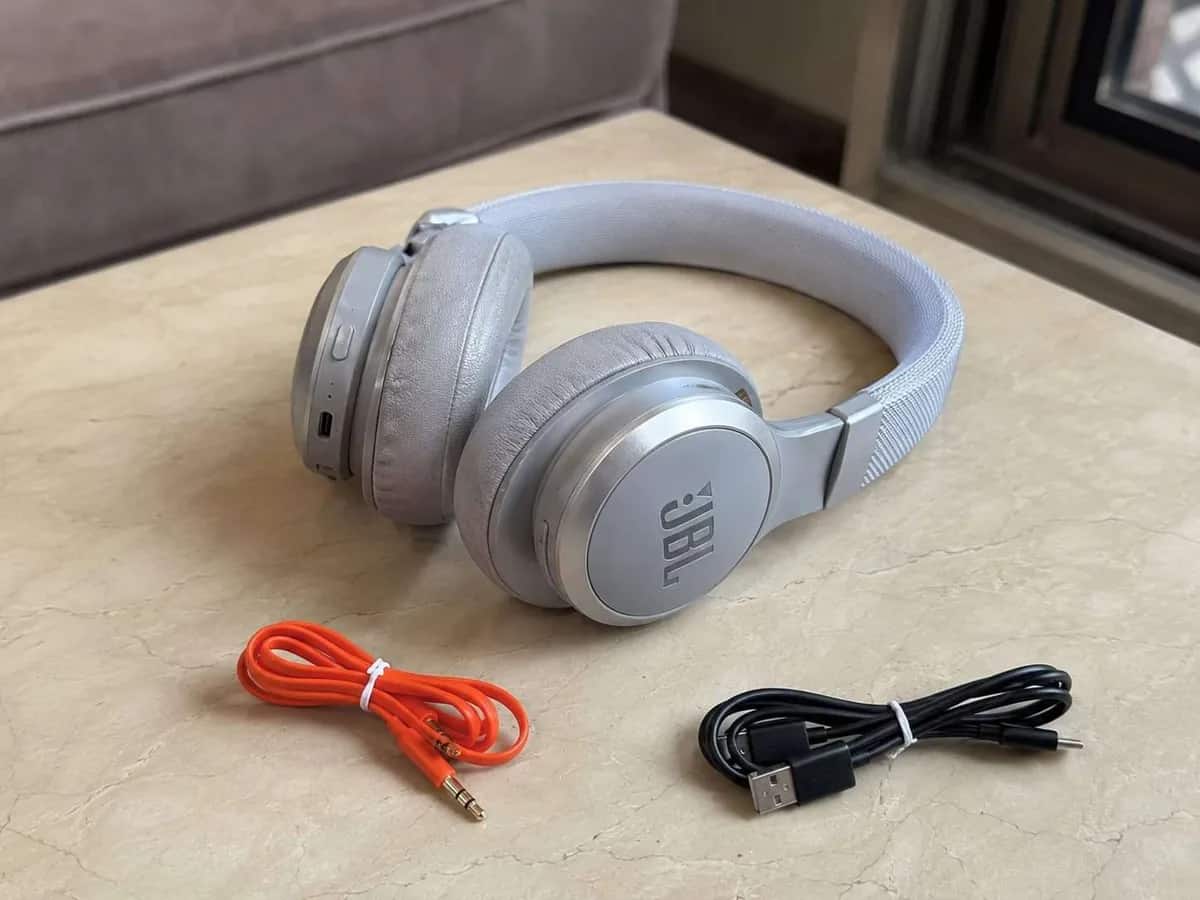 JBL Live 660NC استعمال خفيف