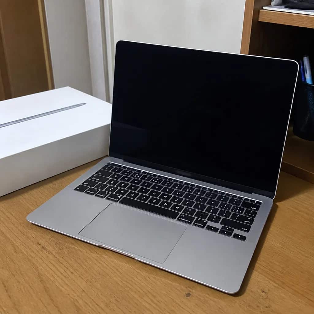 MacBook Air M1 8GB 256GB