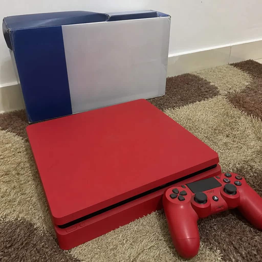 PlayStation 4 Slim جديد بالعلبة