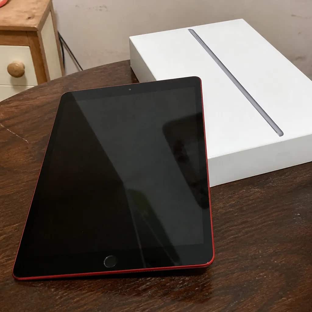 iPad 9th Generation 64GB مستعمل بحالة ممتازة