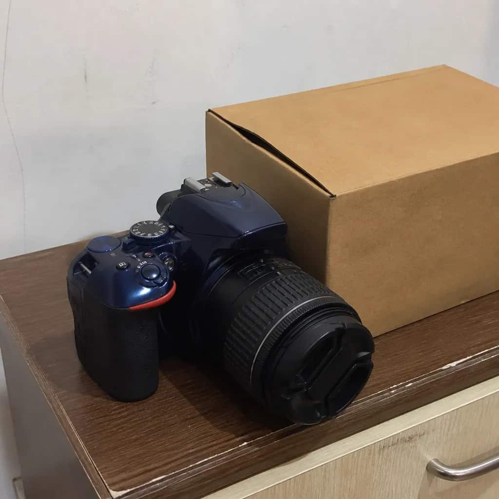 Nikon D5600 مستعمل بحالة ممتازة
