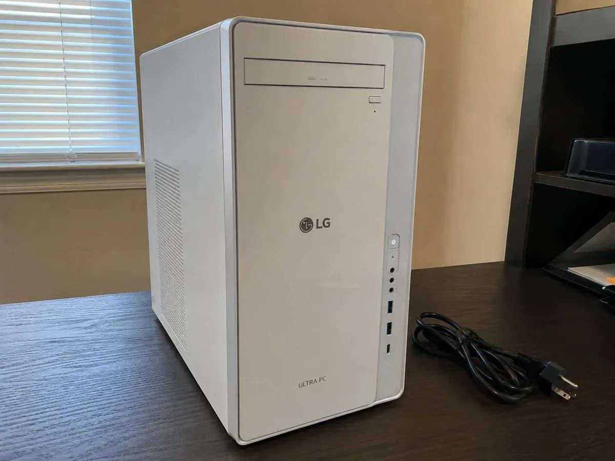 LG Ultra PC Tower استعمال خفيف