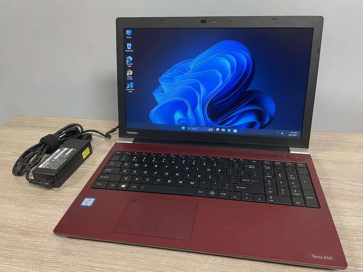 Toshiba Tecra A50 استعمال خفيف