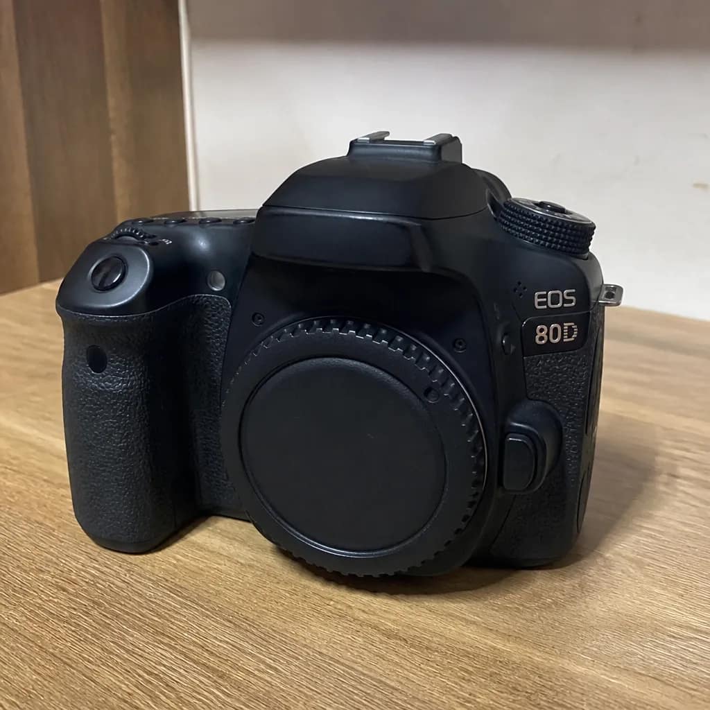 Canon EOS 80D استعمال خفيف