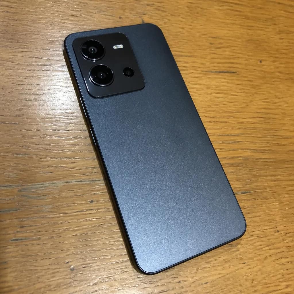 Vivo V25 128GB استعمال خفيف