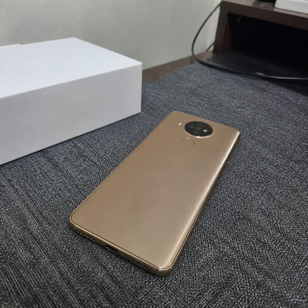 Nokia 8.3 128GB مستعمل بحالة ممتازة