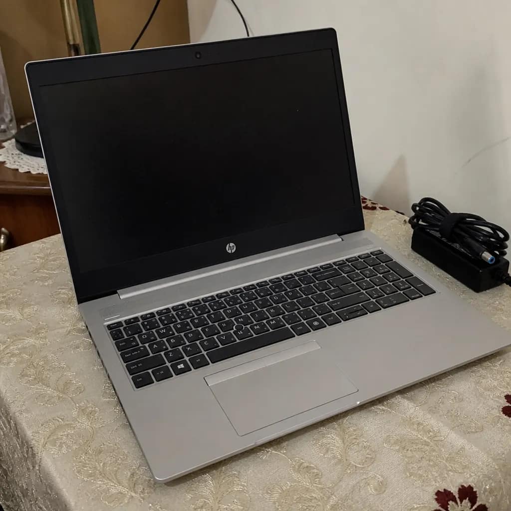 HP ProBook 450 G7 نظيف جداً
