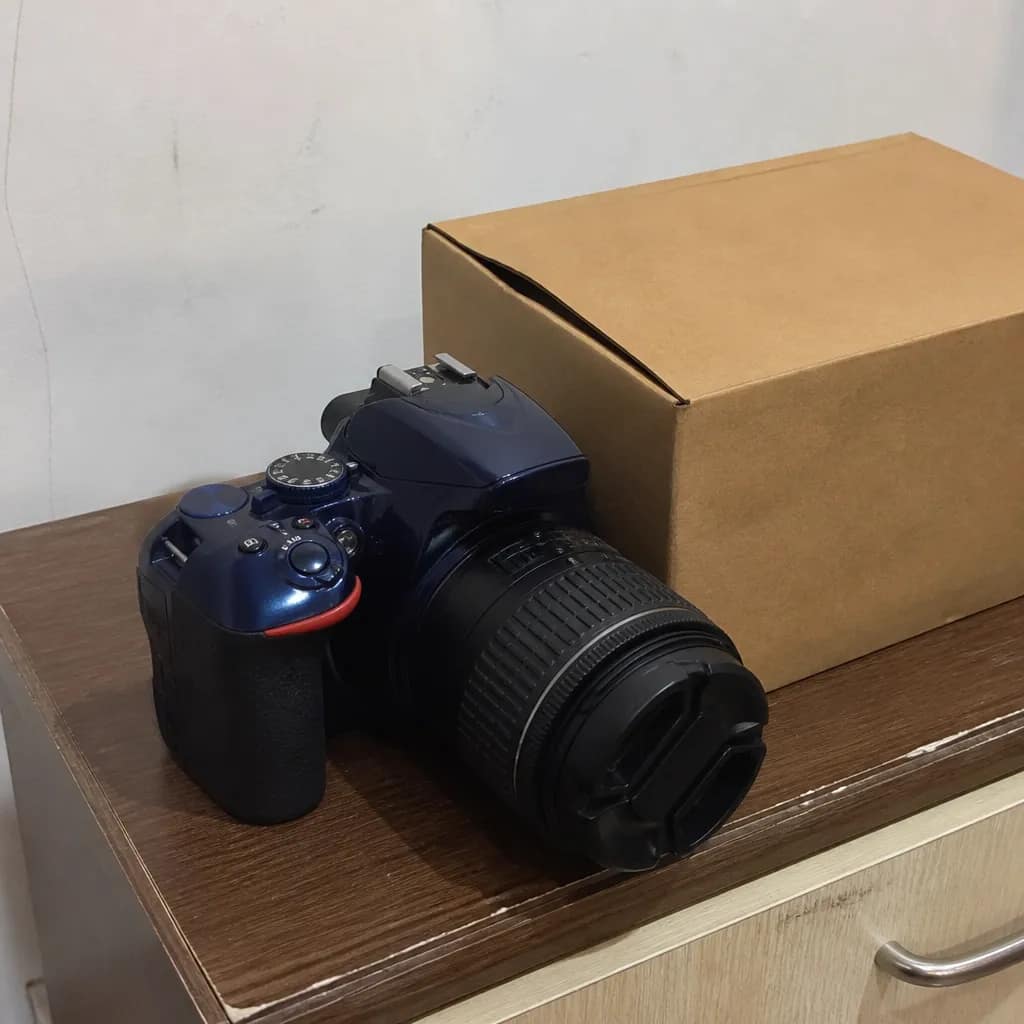 Nikon D5600 مستعمل بحالة ممتازة